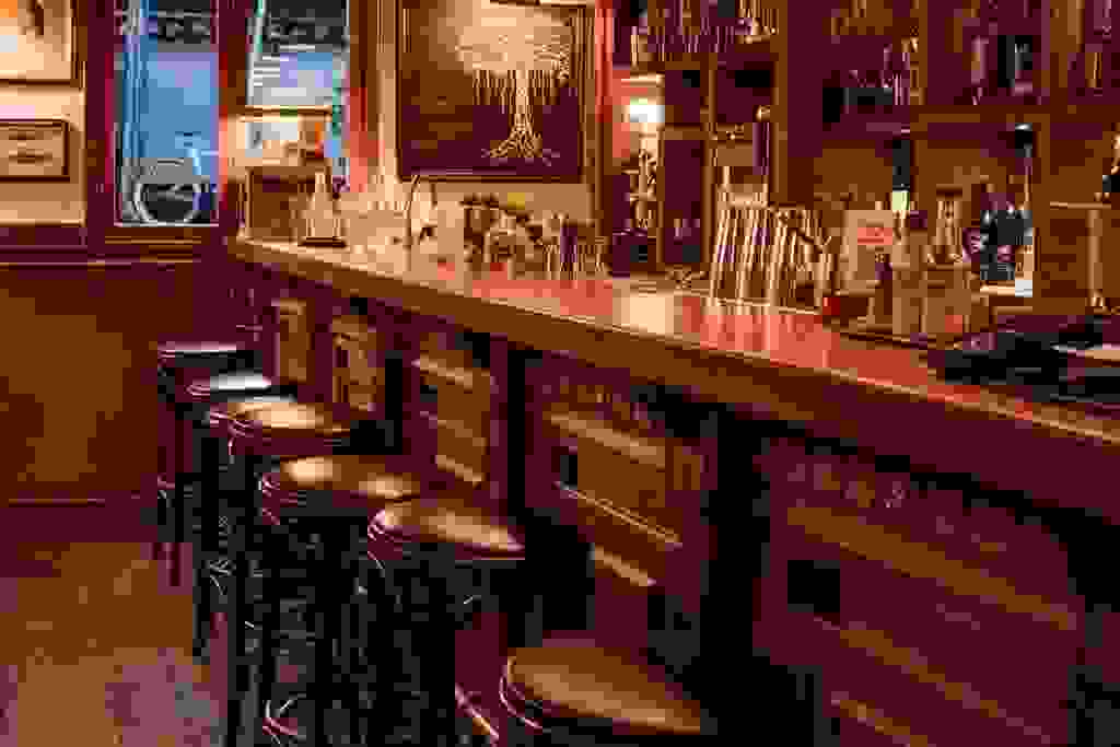 Pedro Mandinga Rum Bar Bar