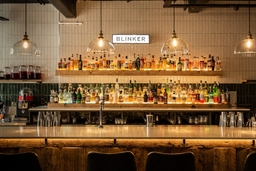 Blinker Bar Logo